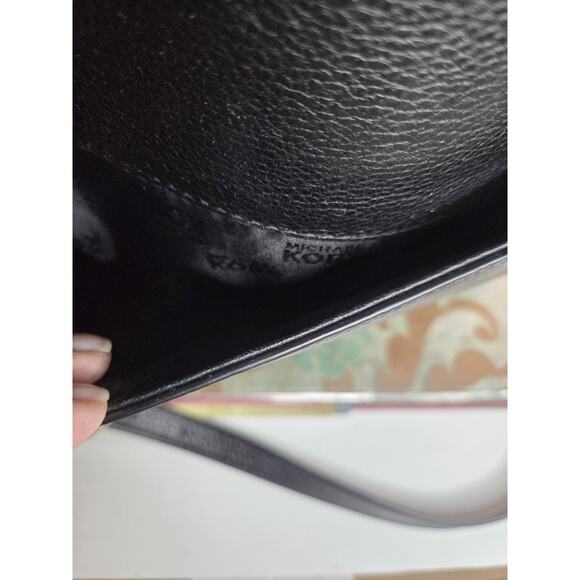 Michael Kors Manhattan Womens Satchel Handbag Black Pebble Gold Hardware W Strap - Picture 13 of 16